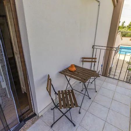 Barbolan By Interhome * Медулин