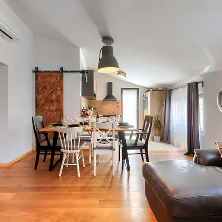 Barbolan By Interhome * Medulin