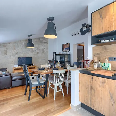 Сasa de vacaciones Barbolan By Interhome *