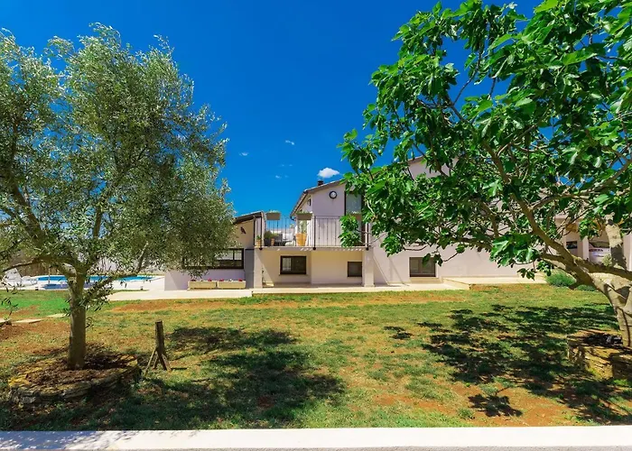 Barbolan By Interhome *